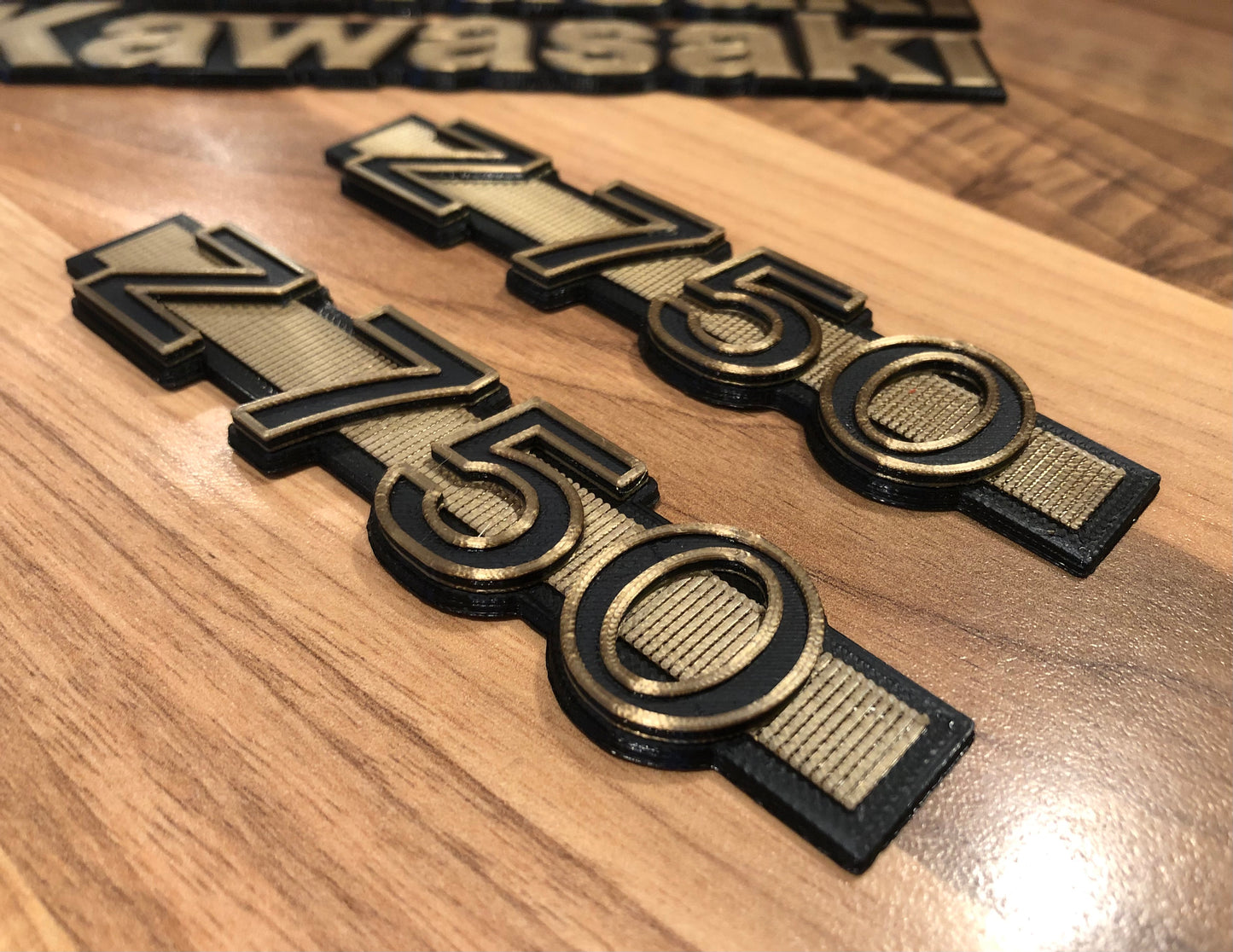 z750 Four, Twin B1/2/3/4 kz750 Gold Side Panel Badge Emblem 750 for Kawasaki Z KZ (pair)