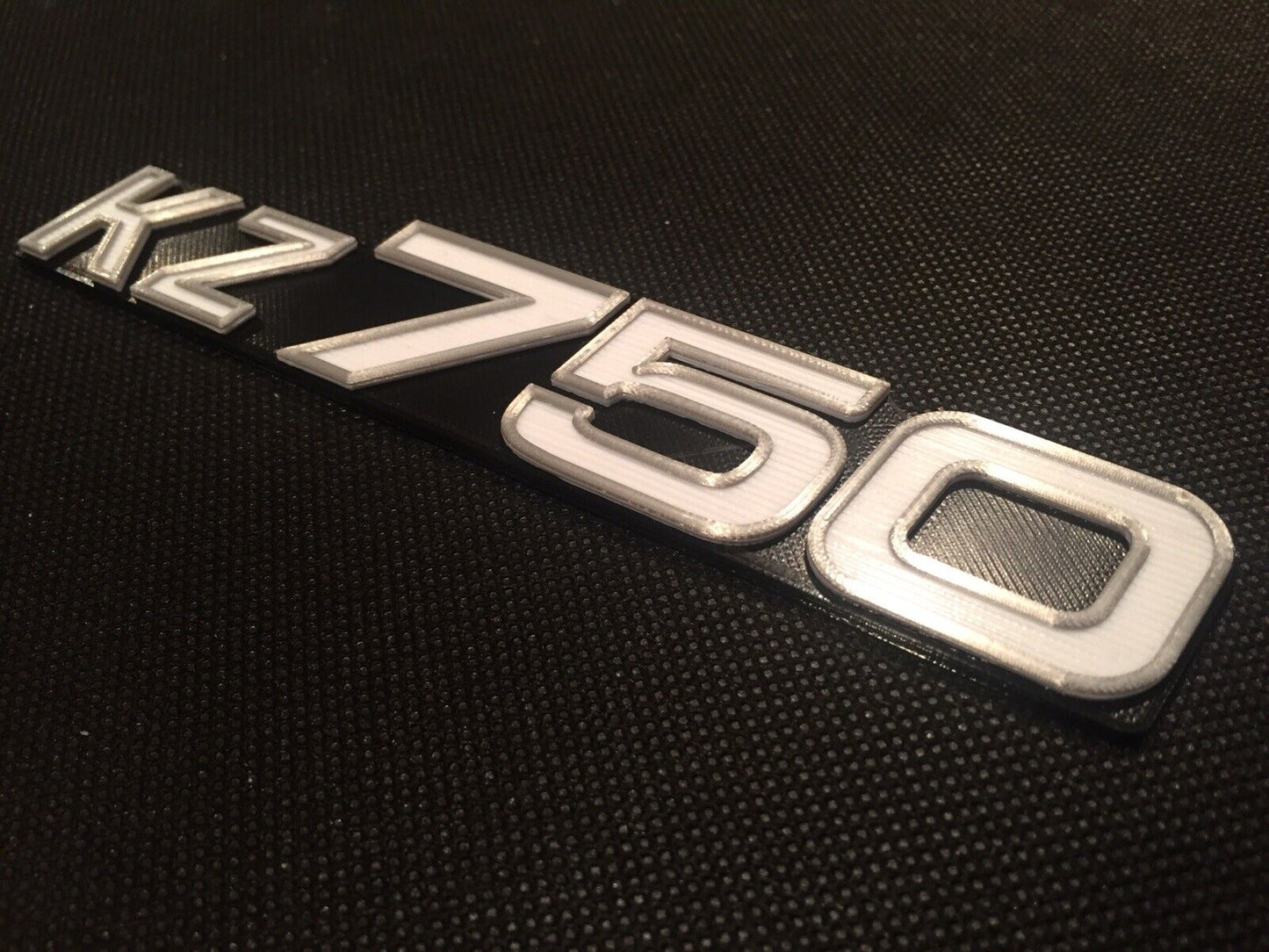 KZ750 Kawasaki Badge Emblem