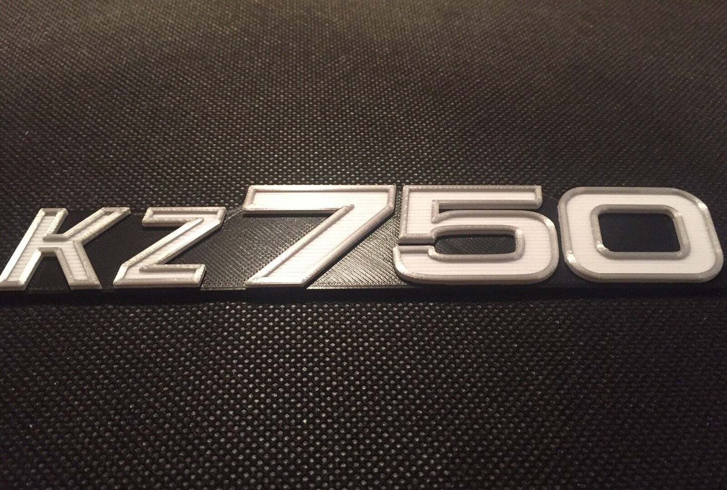 KZ750 Kawasaki Badge Emblem