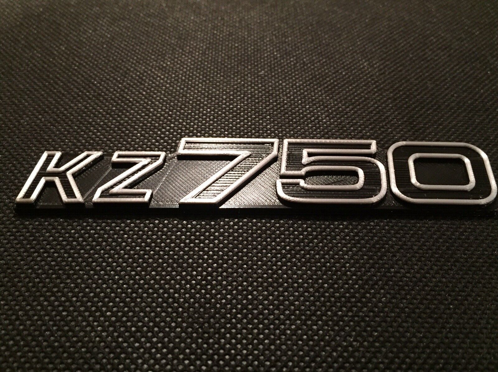 KZ750 Kawasaki Badge Emblem