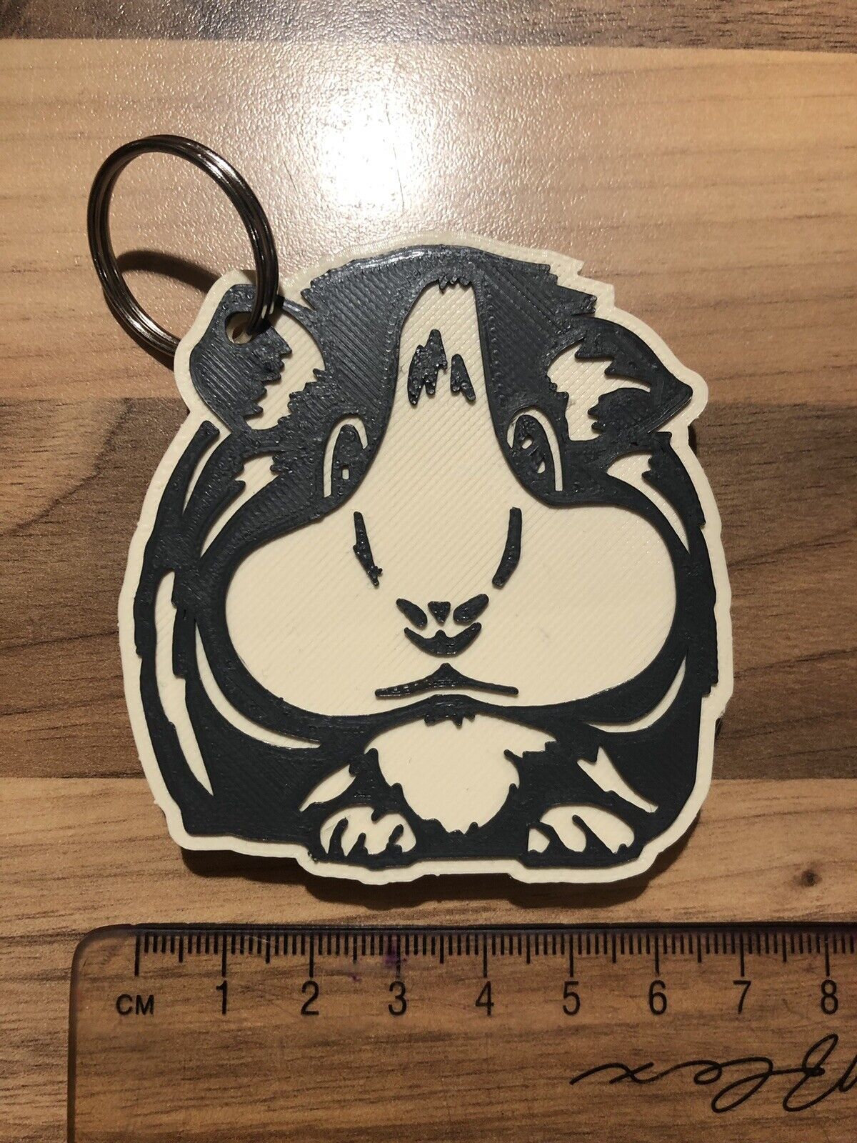 Guniea Pig Cavie Badge Emblem Keyring Keychain