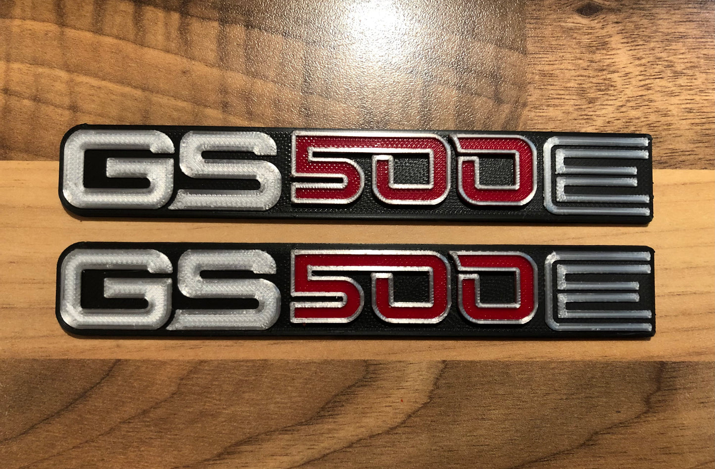 GS500E Side Panel Badges Emblems (set 2pcs) for Suzuki 500 - [Red or Blue 500]